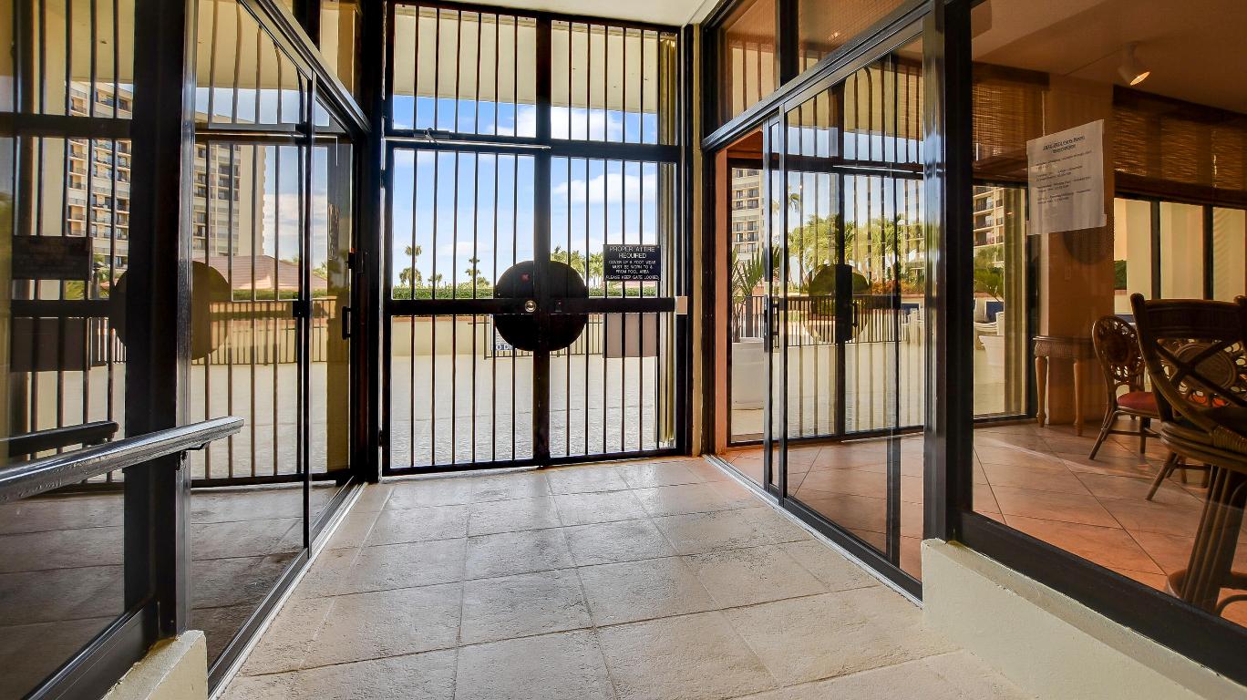 OCEAN TRAIL CONDO IV - Residential Lease