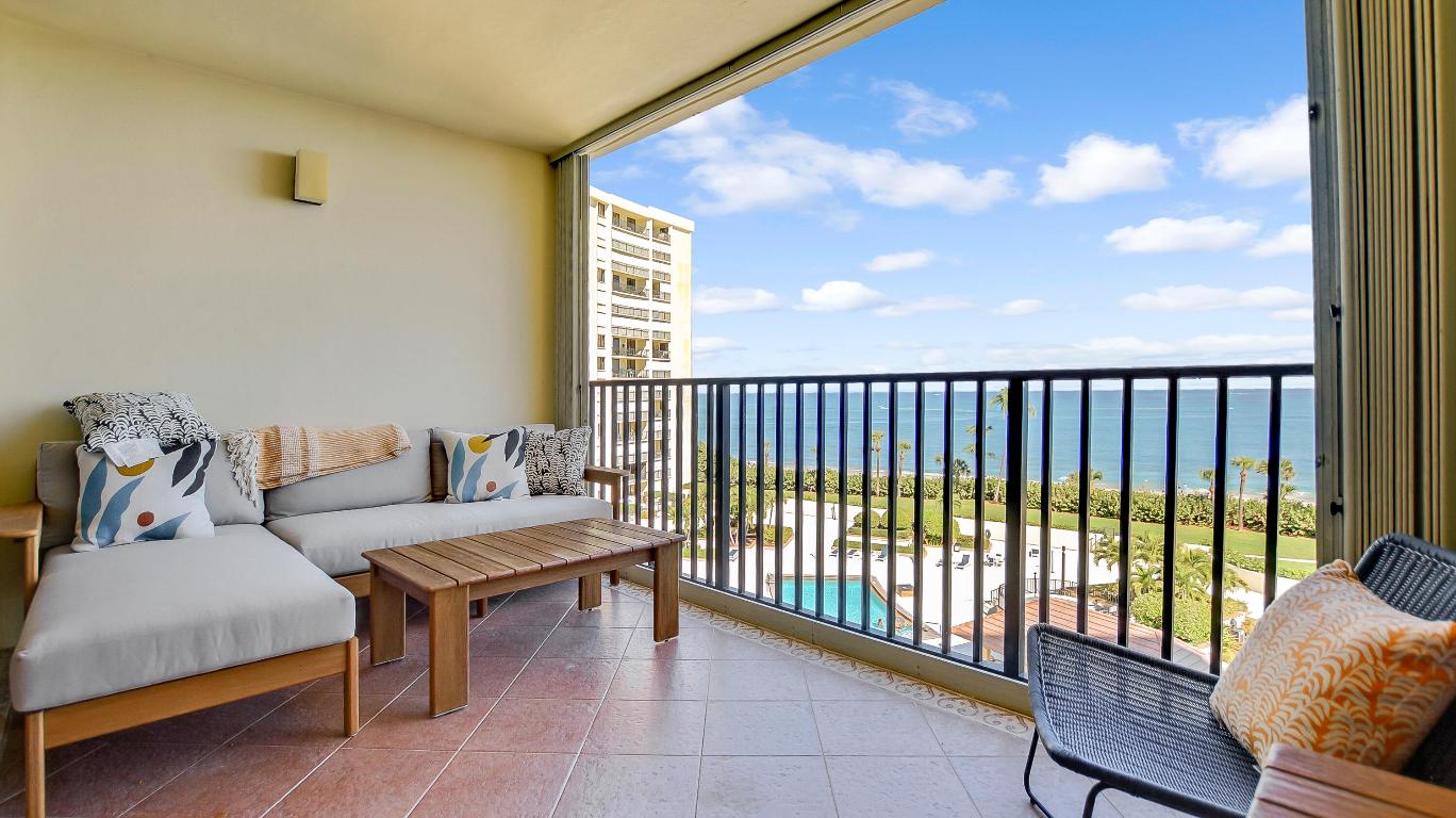 OCEAN TRAIL CONDO IV - Residential Lease