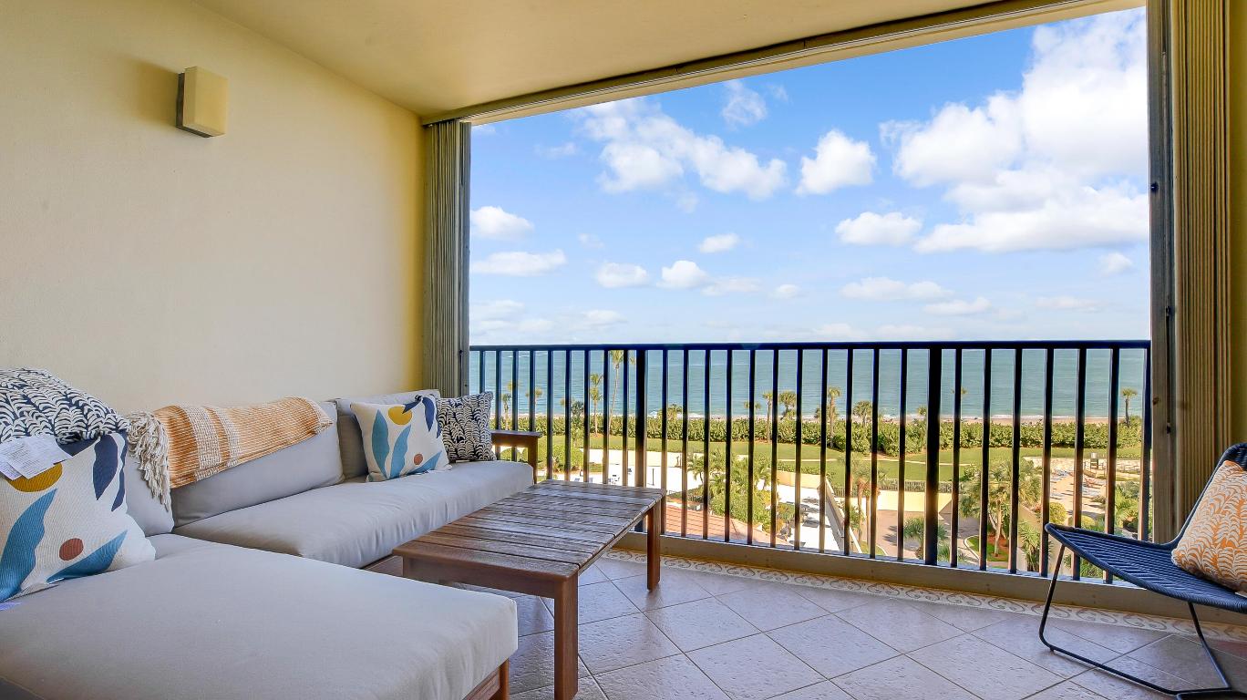 OCEAN TRAIL CONDO IV - Residential Lease