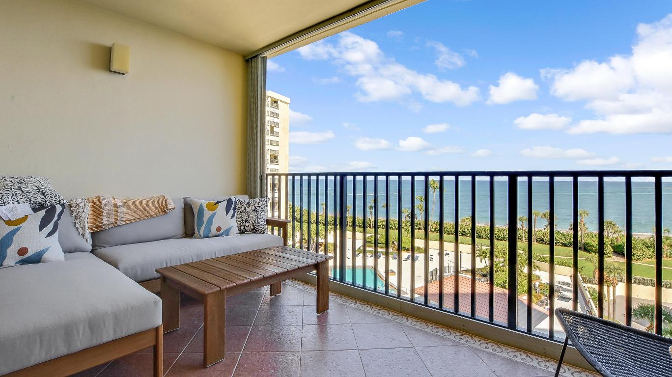 OCEAN TRAIL CONDO IV - Residential Lease
