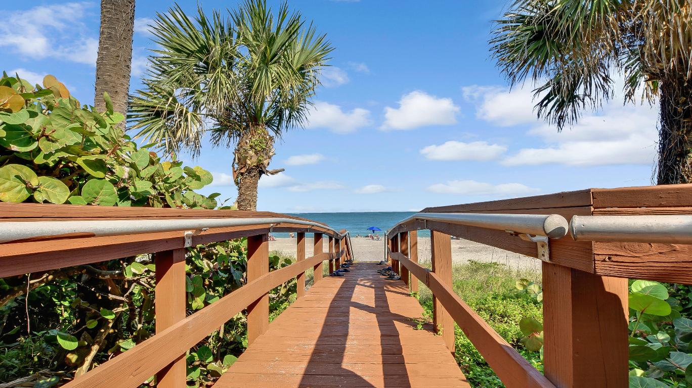 OCEAN TRAIL CONDO IV - Residential Lease