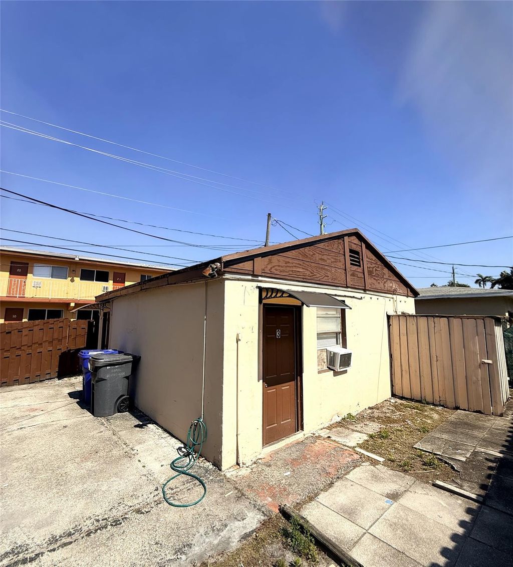 Photo of 1955 Lincoln Street #3, Hollywood, FL 33020 (MLS # F10551075)