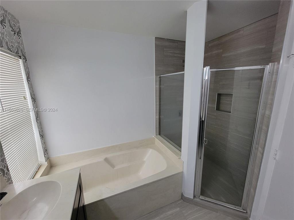 SECTOR 4 NORTH - Residential Lease