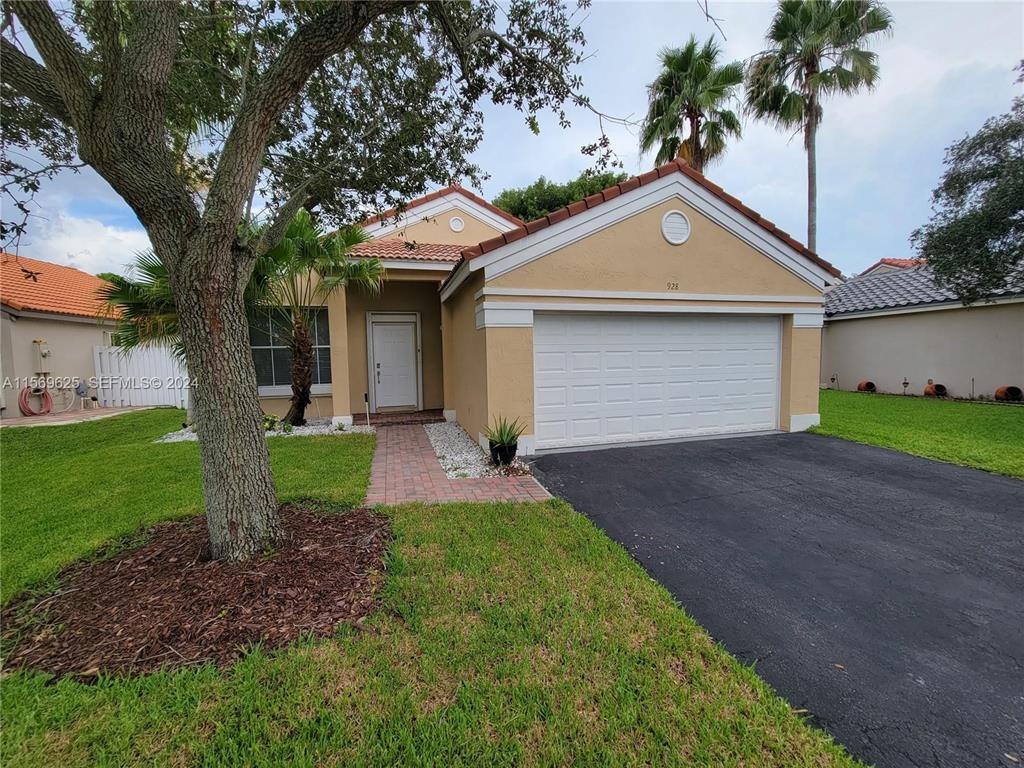 SECTOR 4 NORTH - Residential Lease