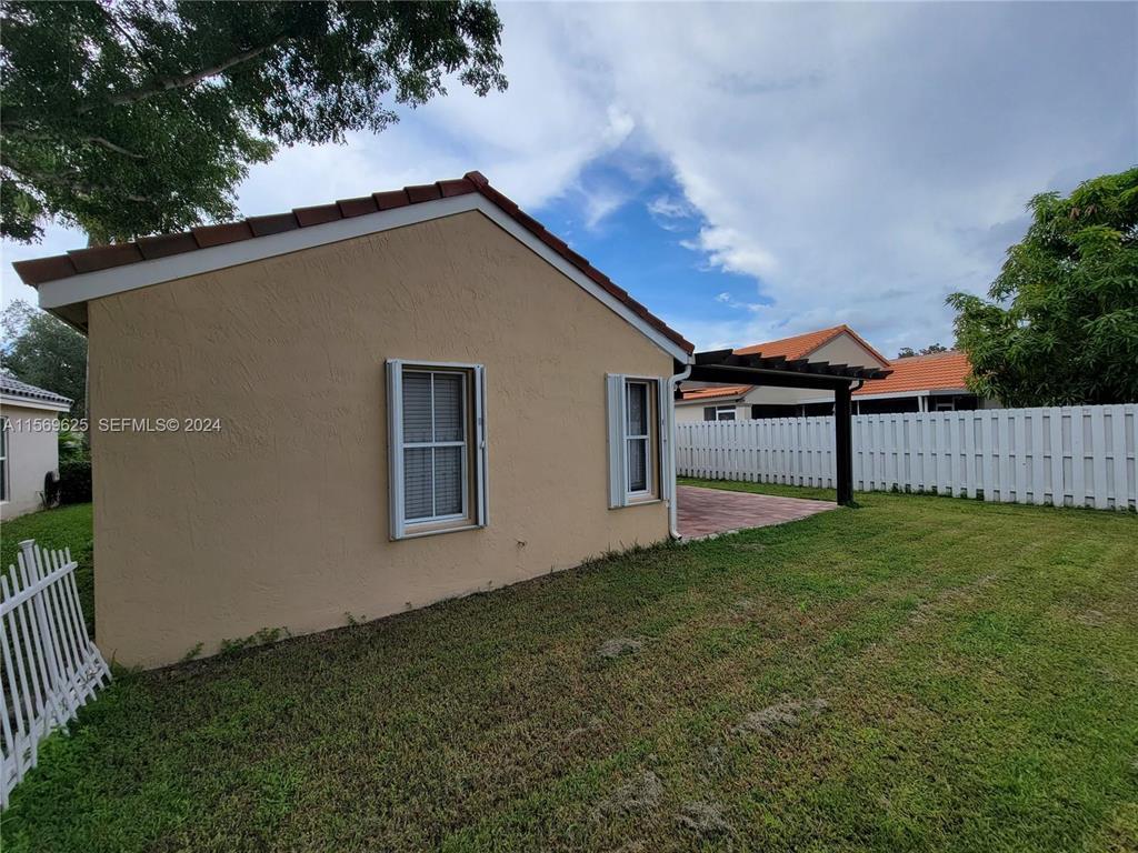 SECTOR 4 NORTH - Residential Lease