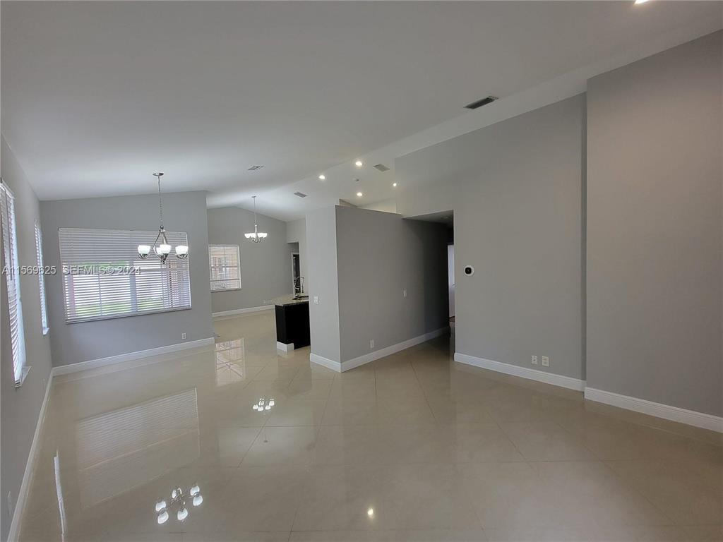 SECTOR 4 NORTH - Residential Lease