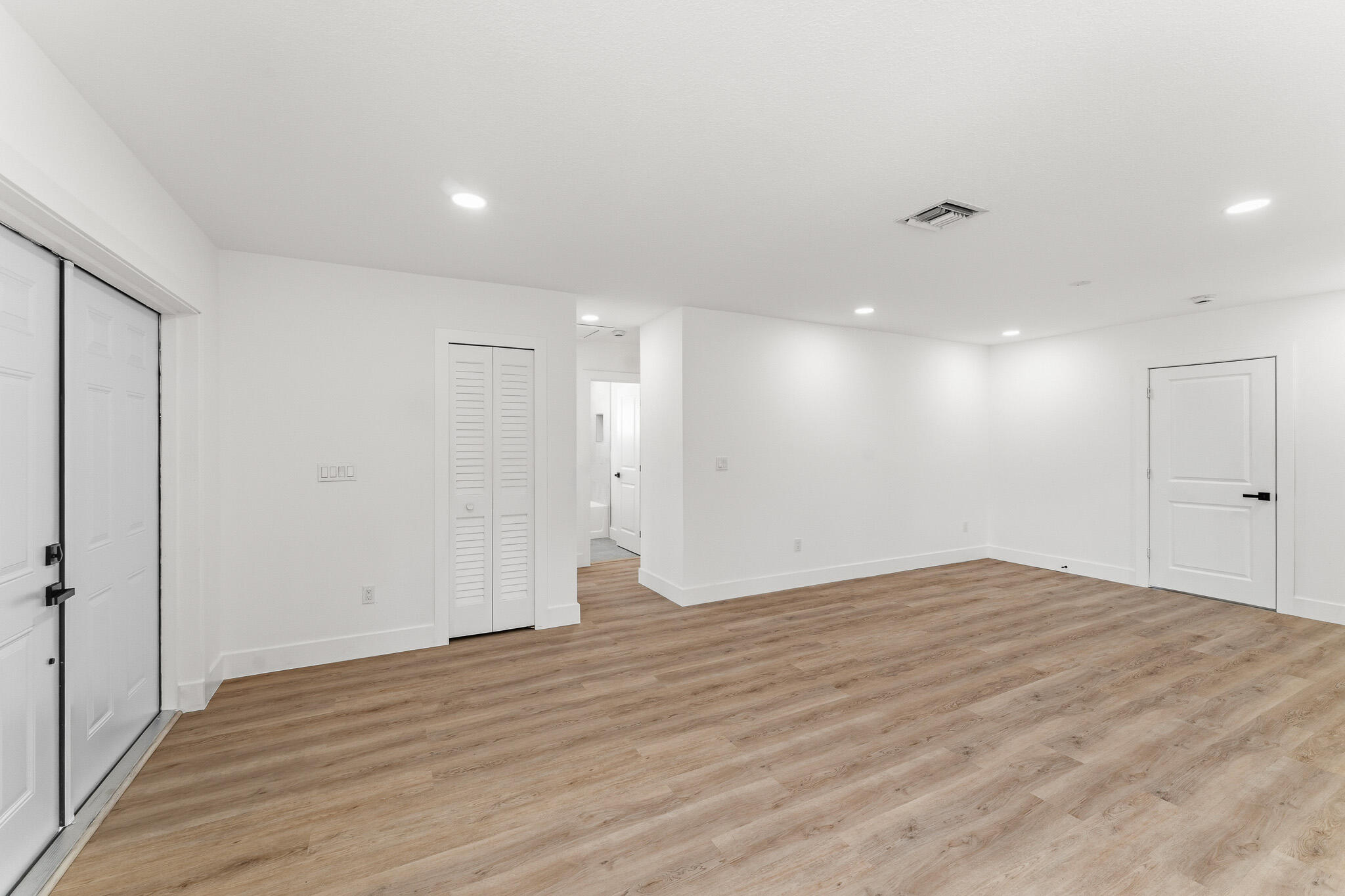 RIVER PARK UNIT 5 - Residential