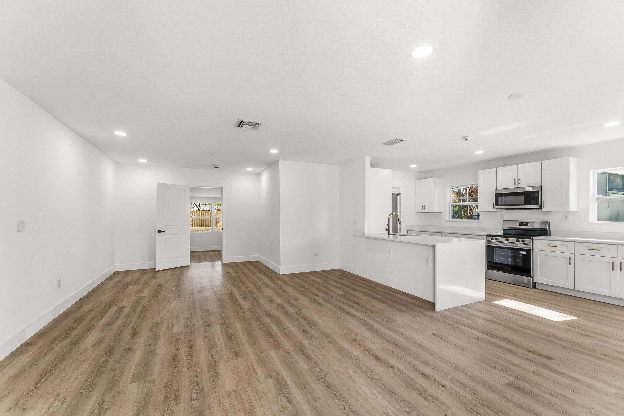 RIVER PARK UNIT 5 - Residential