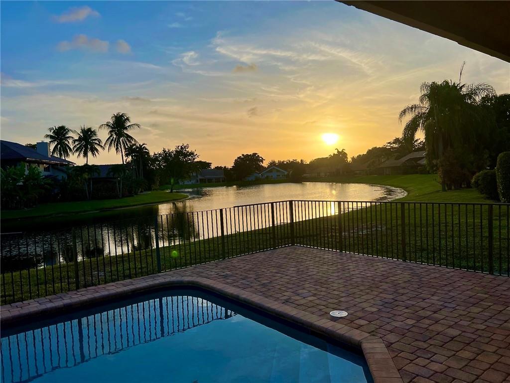 3110 Equestrian Dr