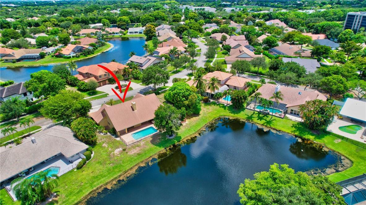 3110 Equestrian Dr