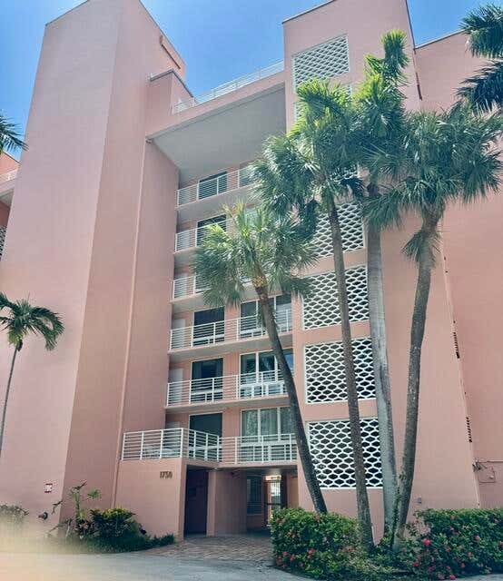 Photo of 1750 E Las Olas Boulevard #502, Fort Lauderdale, FL 33301 (MLS # B26044107)