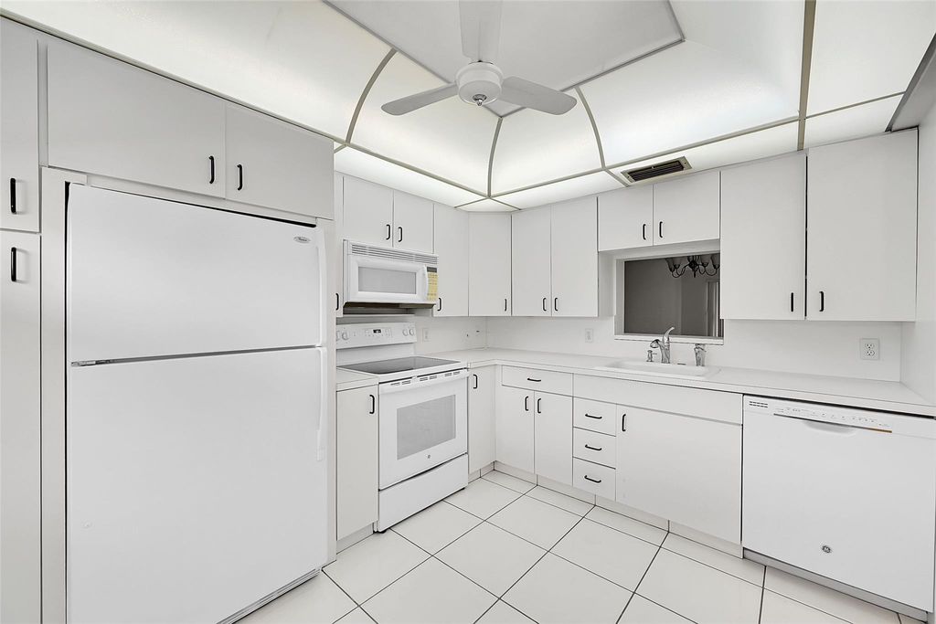 Photo of 2403 Antigua Circle #G4, Coconut Creek, FL 33066 (MLS # F10528596)