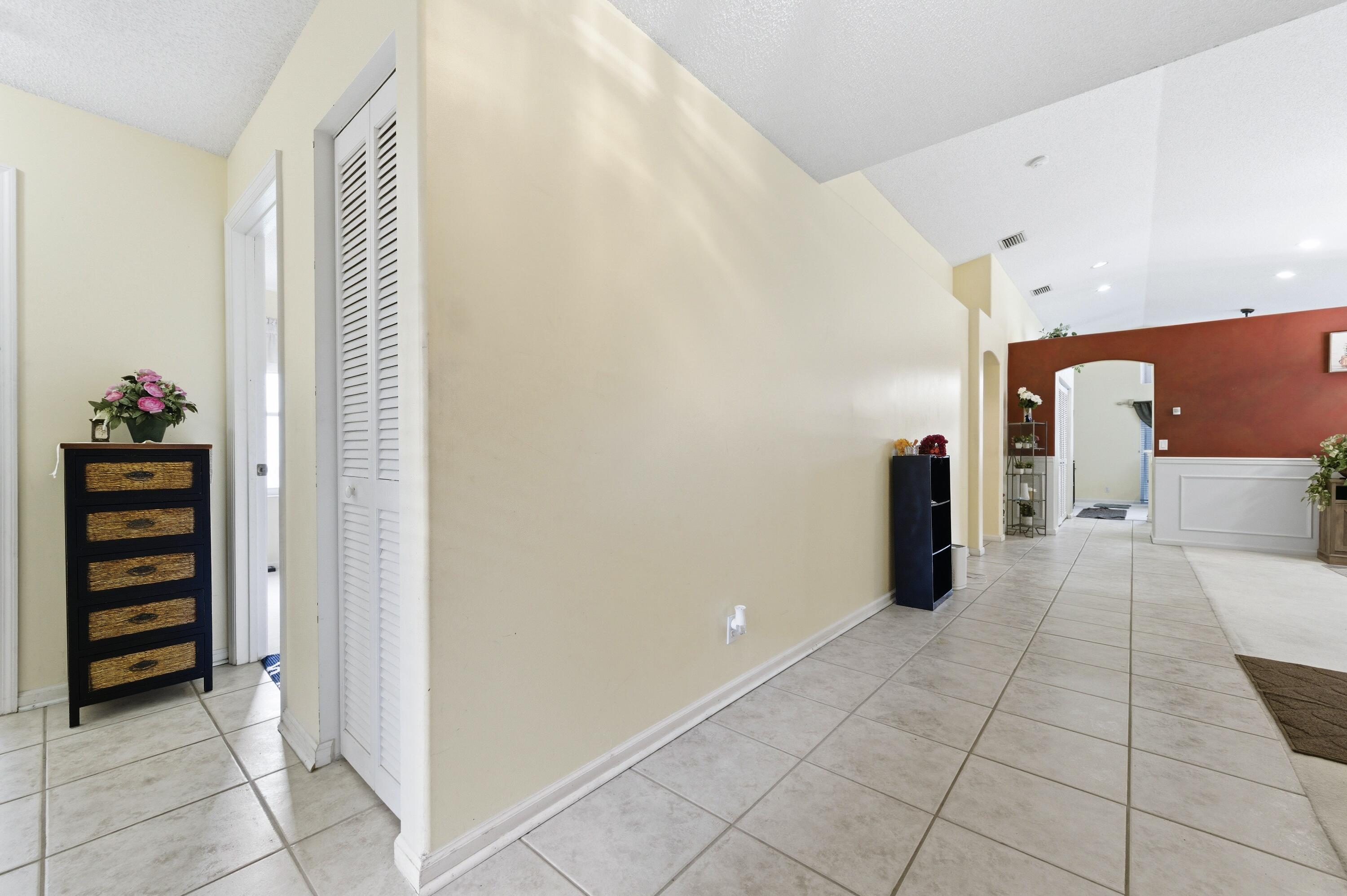 5317 Oakmont Village Circle
