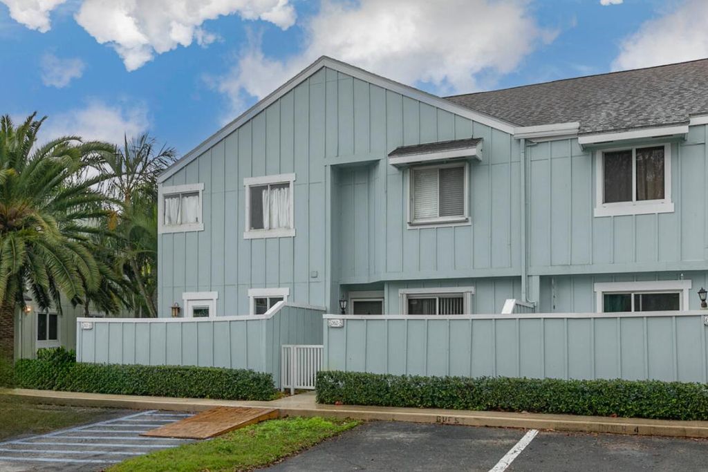 Photo of 6262 Riverwalk Lane #5, Jupiter, FL 33458 (MLS # R10958041)