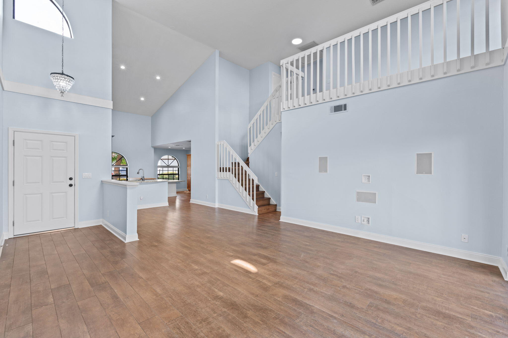 Properties 13538 FOUNTAIN VIEW Boulevard
