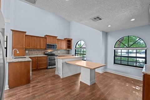 Tiny photo for 13538 FOUNTAIN VIEW Boulevard, Wellington, FL 33414 (MLS # B26070423)