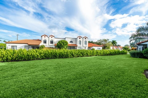 Tiny photo for 13538 FOUNTAIN VIEW Boulevard, Wellington, FL 33414 (MLS # B26070423)