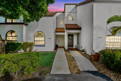 Tiny photo for 13538 FOUNTAIN VIEW Boulevard, Wellington, FL 33414 (MLS # B26070423)