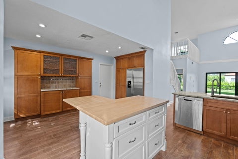 Tiny photo for 13538 FOUNTAIN VIEW Boulevard, Wellington, FL 33414 (MLS # B26070423)
