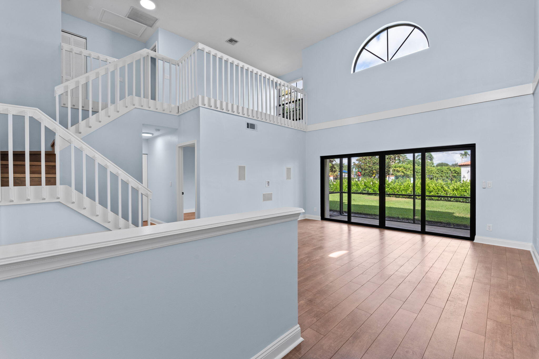 Properties 13538 FOUNTAIN VIEW Boulevard