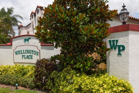 Tiny photo for 13538 FOUNTAIN VIEW Boulevard, Wellington, FL 33414 (MLS # B26070423)