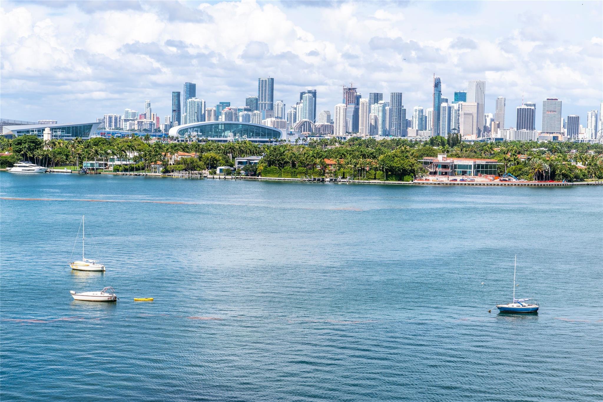 Mondrian - Residential