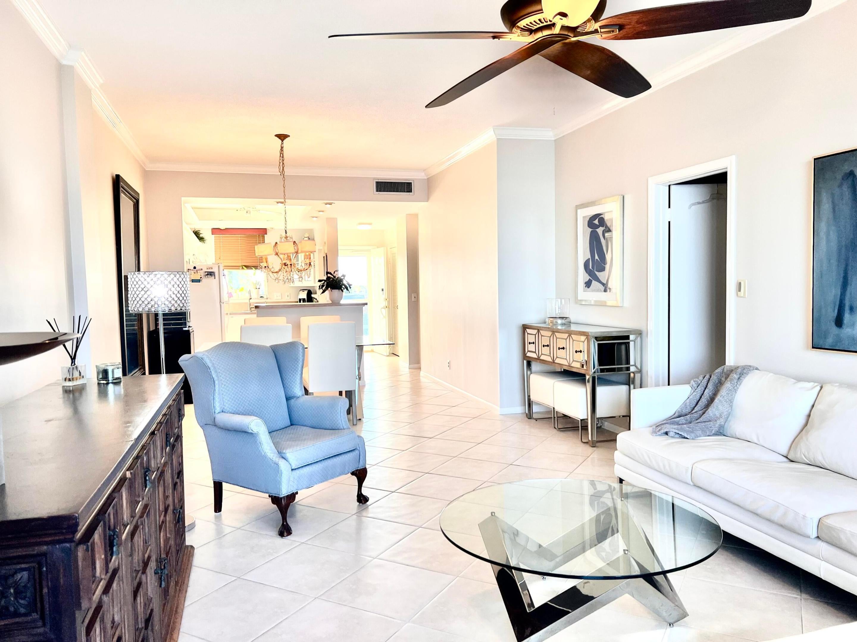 100 Paradise Harbour Boulevard 506