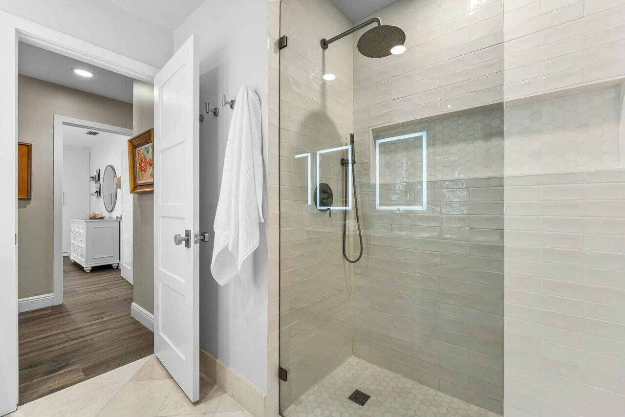 Seagate Country Club - Residential