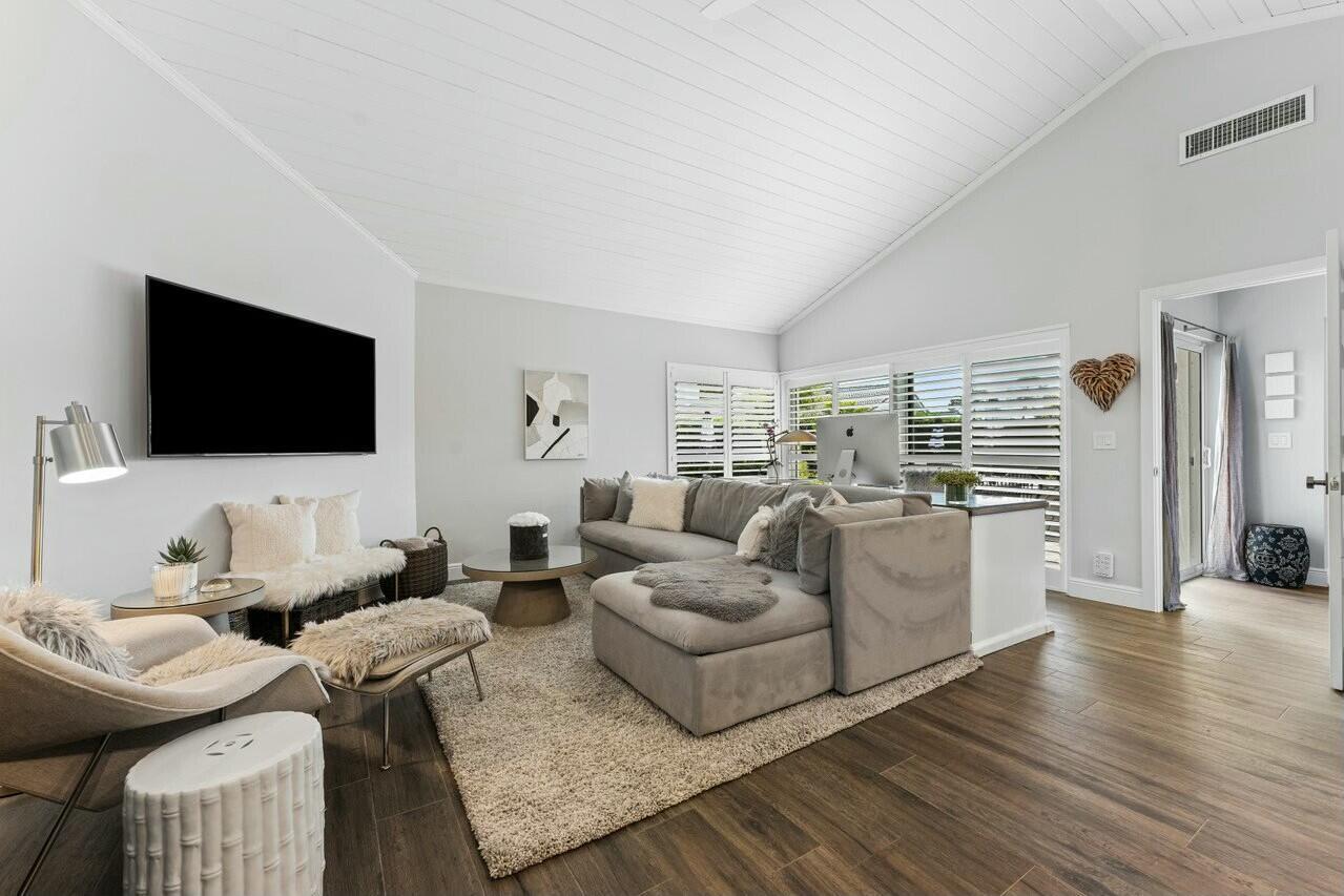 Seagate Country Club - Residential