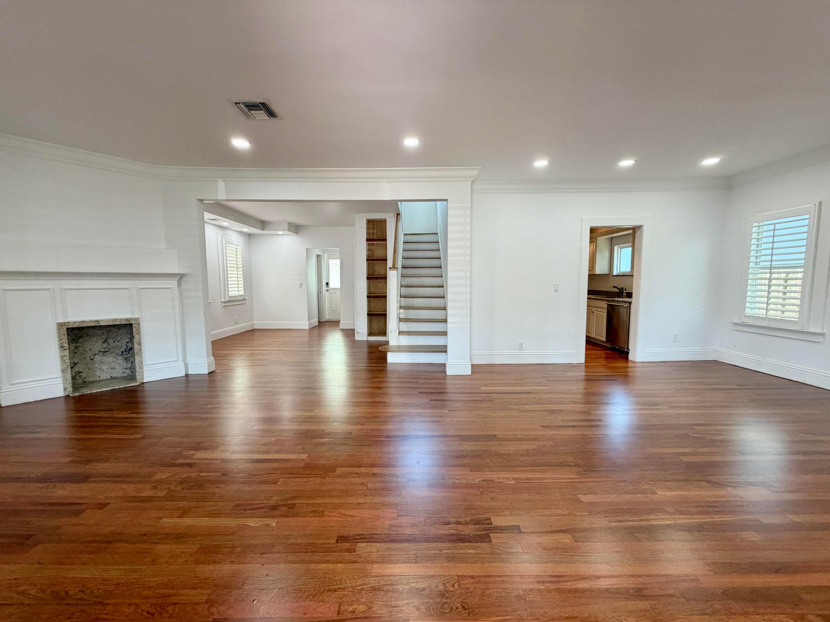 GRANDVIEW HEIGHTS - Residential