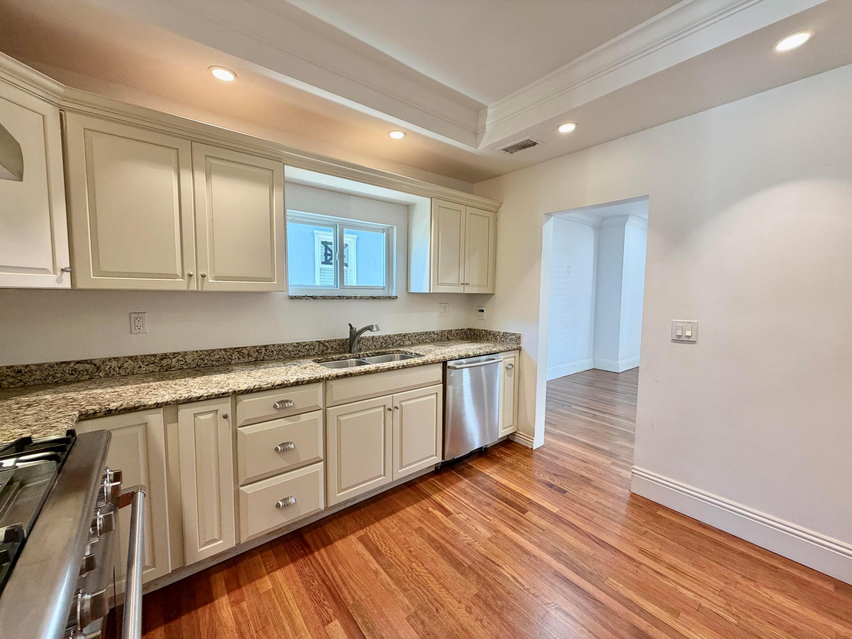 GRANDVIEW HEIGHTS - Residential
