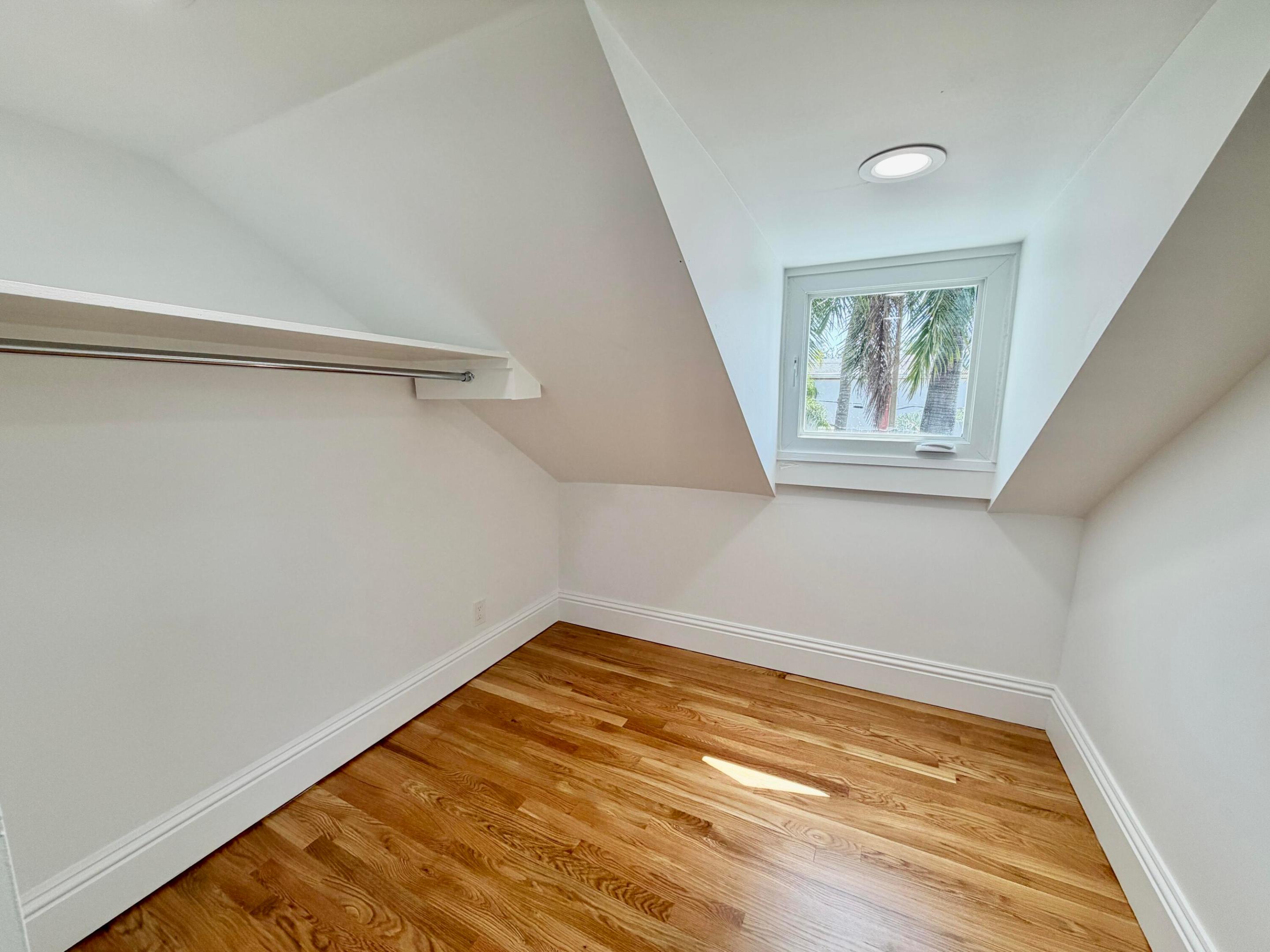 GRANDVIEW HEIGHTS - Residential
