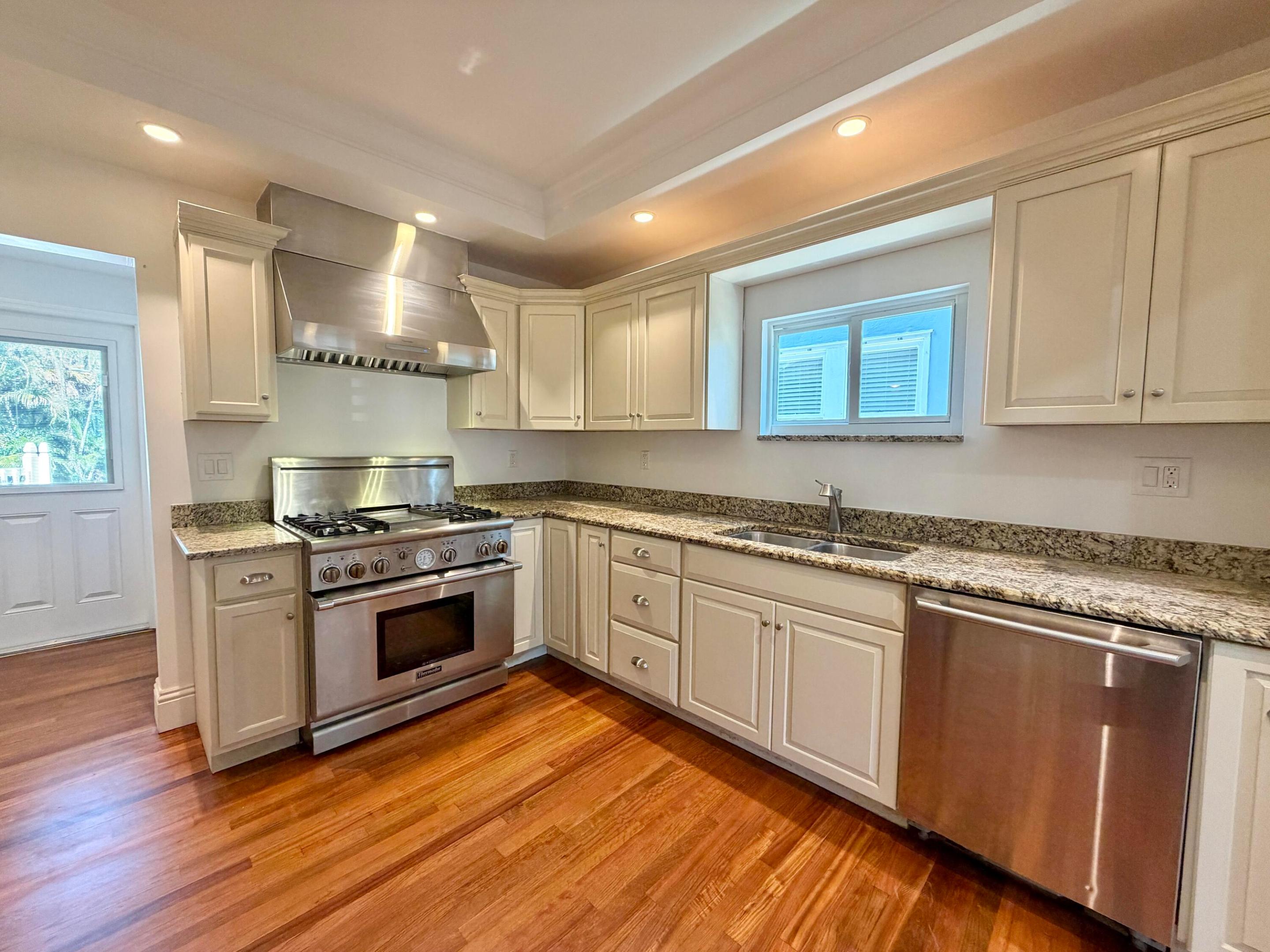 GRANDVIEW HEIGHTS - Residential