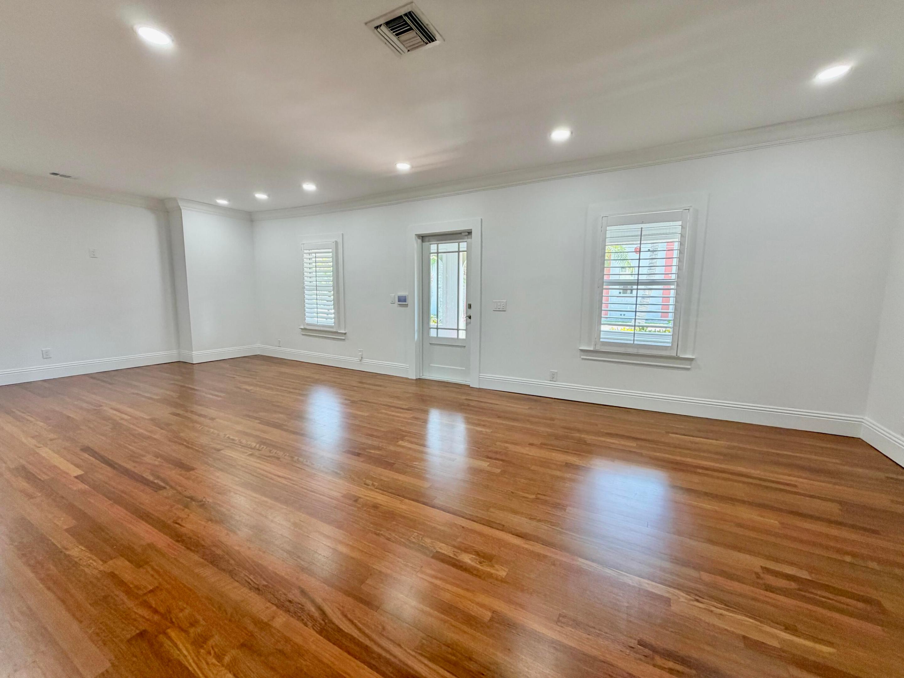 GRANDVIEW HEIGHTS - Residential