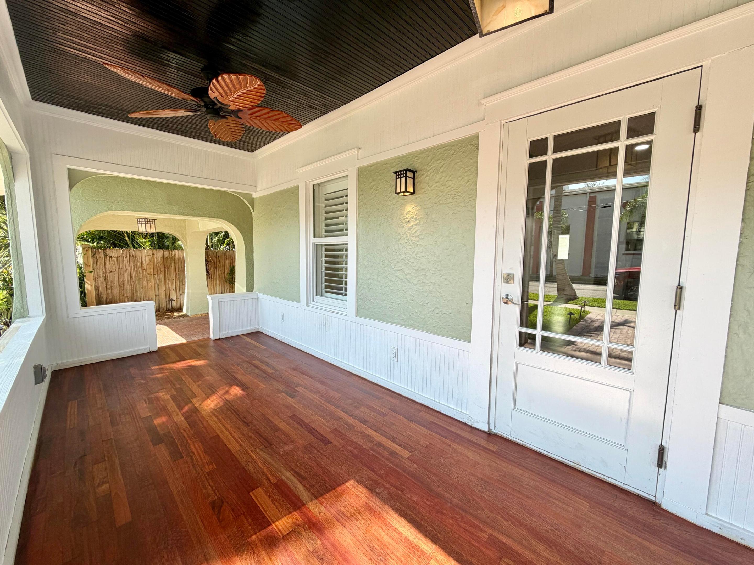 GRANDVIEW HEIGHTS - Residential