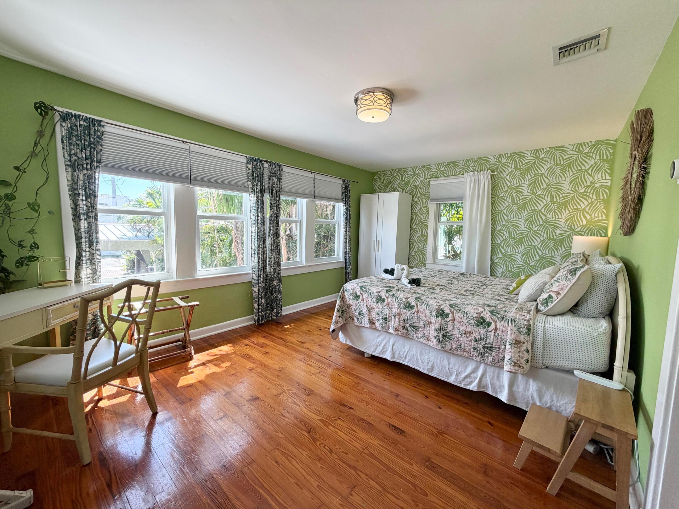 GRANDVIEW HEIGHTS - Residential