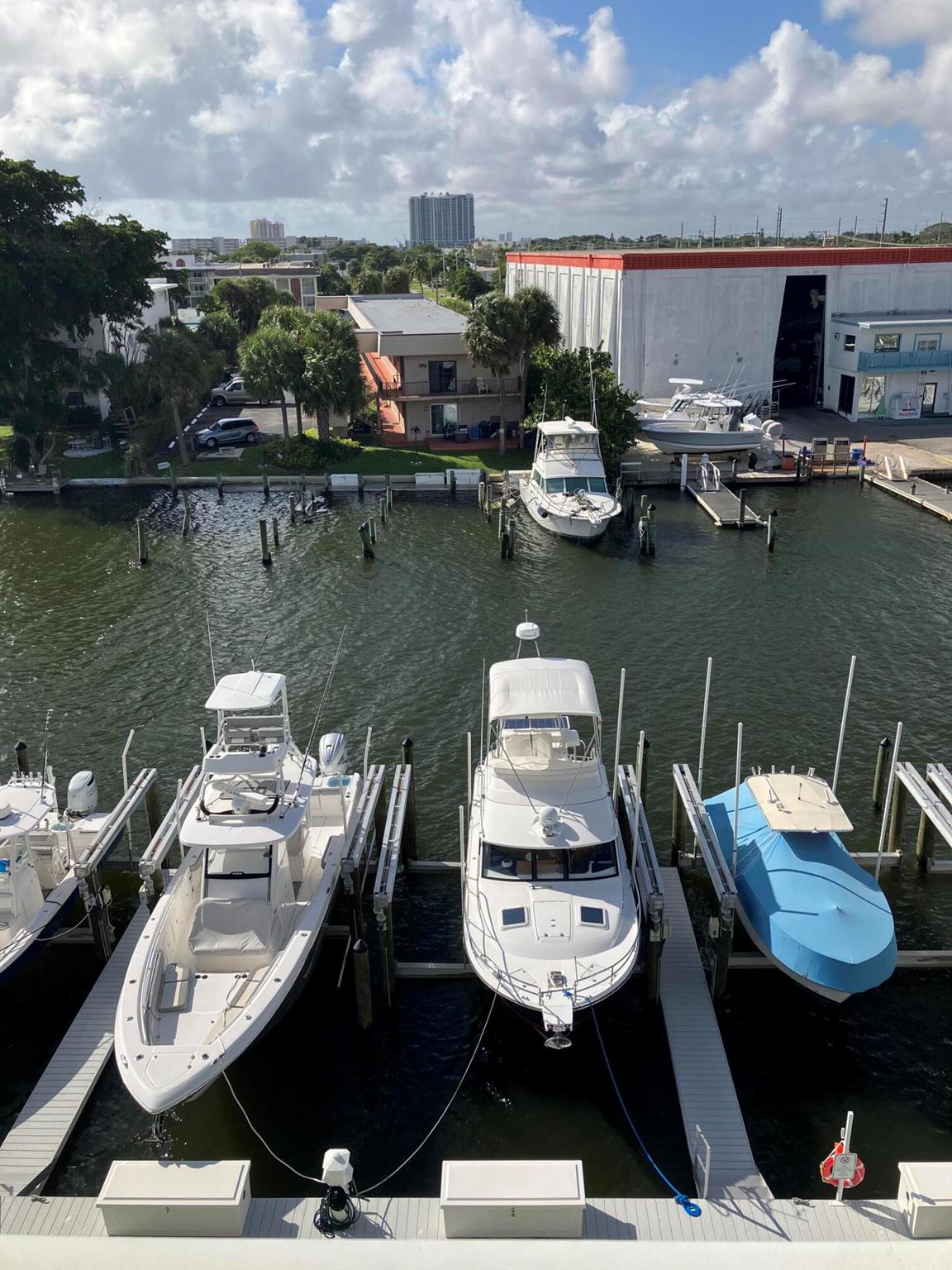 PARADISE VILLAS CONDO - Residential Lease