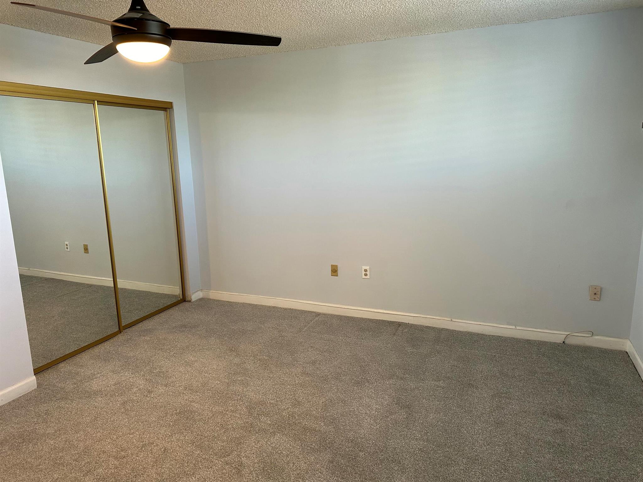 PARADISE VILLAS CONDO - Residential Lease