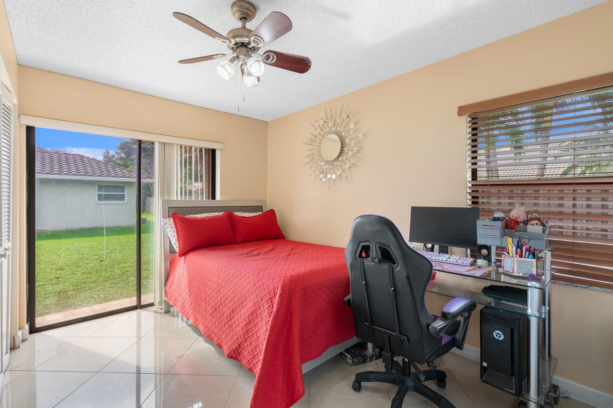 Royal Palm Village 131-35 - Residential