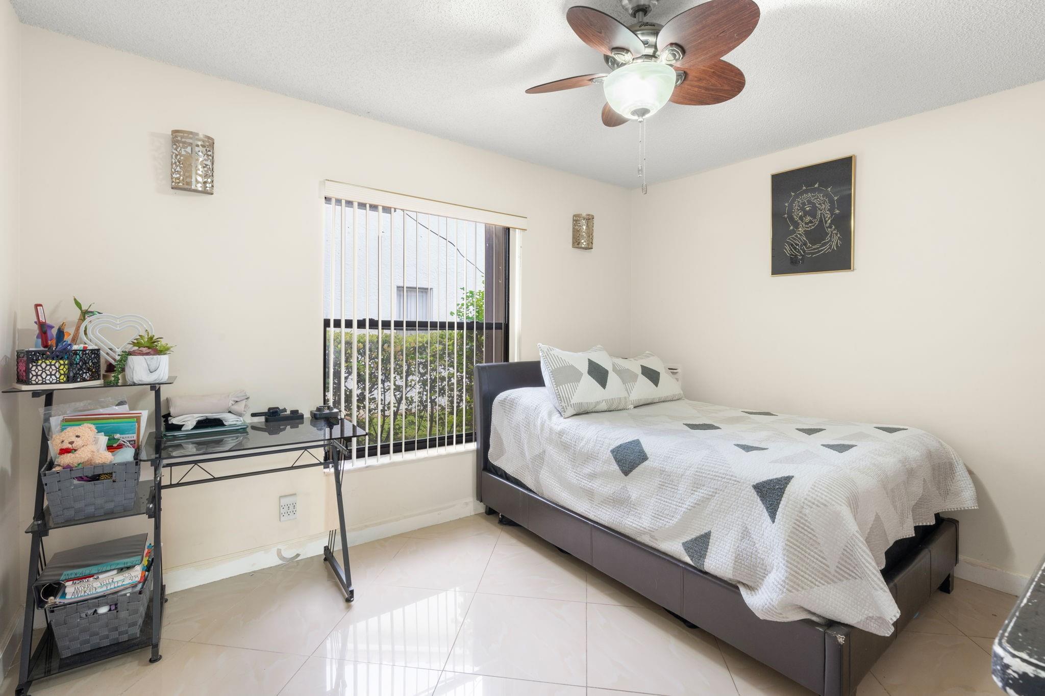 Royal Palm Village 131-35 - Residential