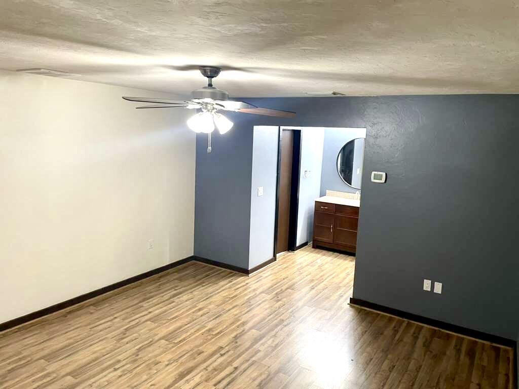 HIDDEN ACRES - Residential Lease