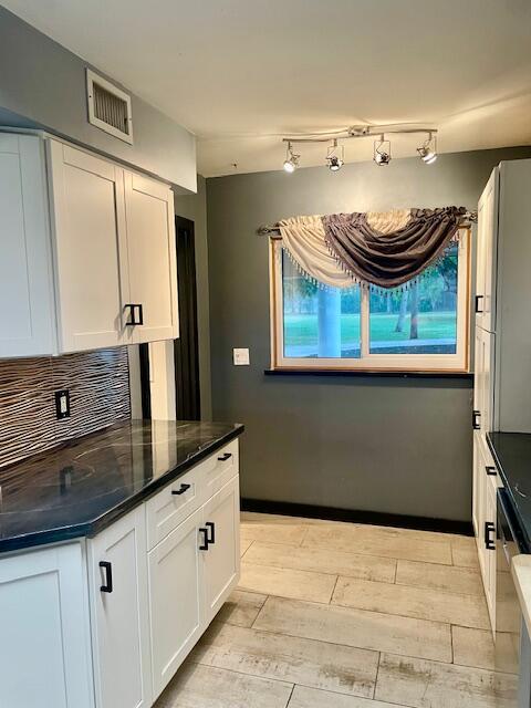 HIDDEN ACRES - Residential Lease