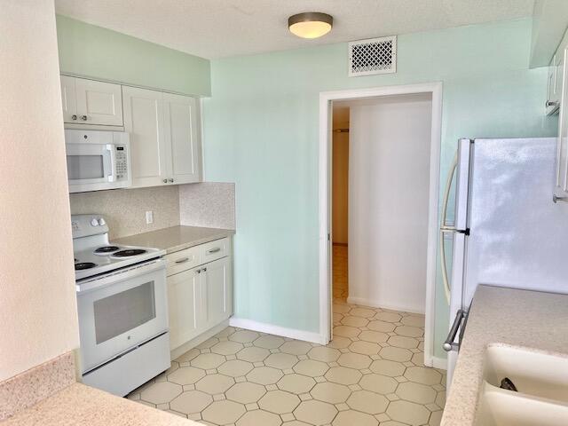 OLD PORT COVE CONDO QUAY SOUTH - Residential