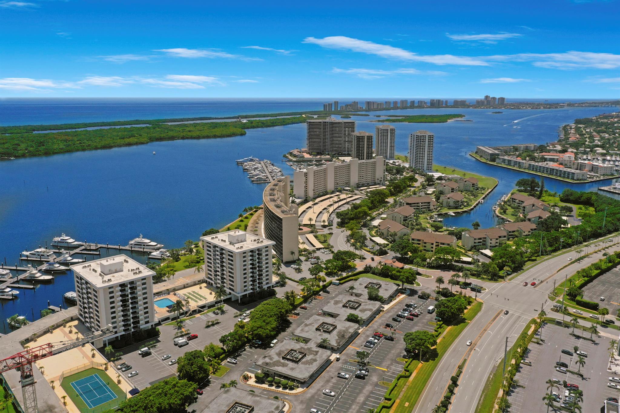 OLD PORT COVE CONDO QUAY SOUTH - Residential