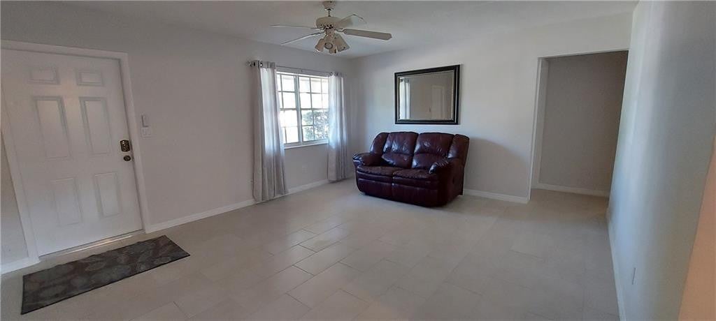 Photo of 738 SW 5th Avenue, Hallandale Beach, FL 33009 (MLS # B26069002)