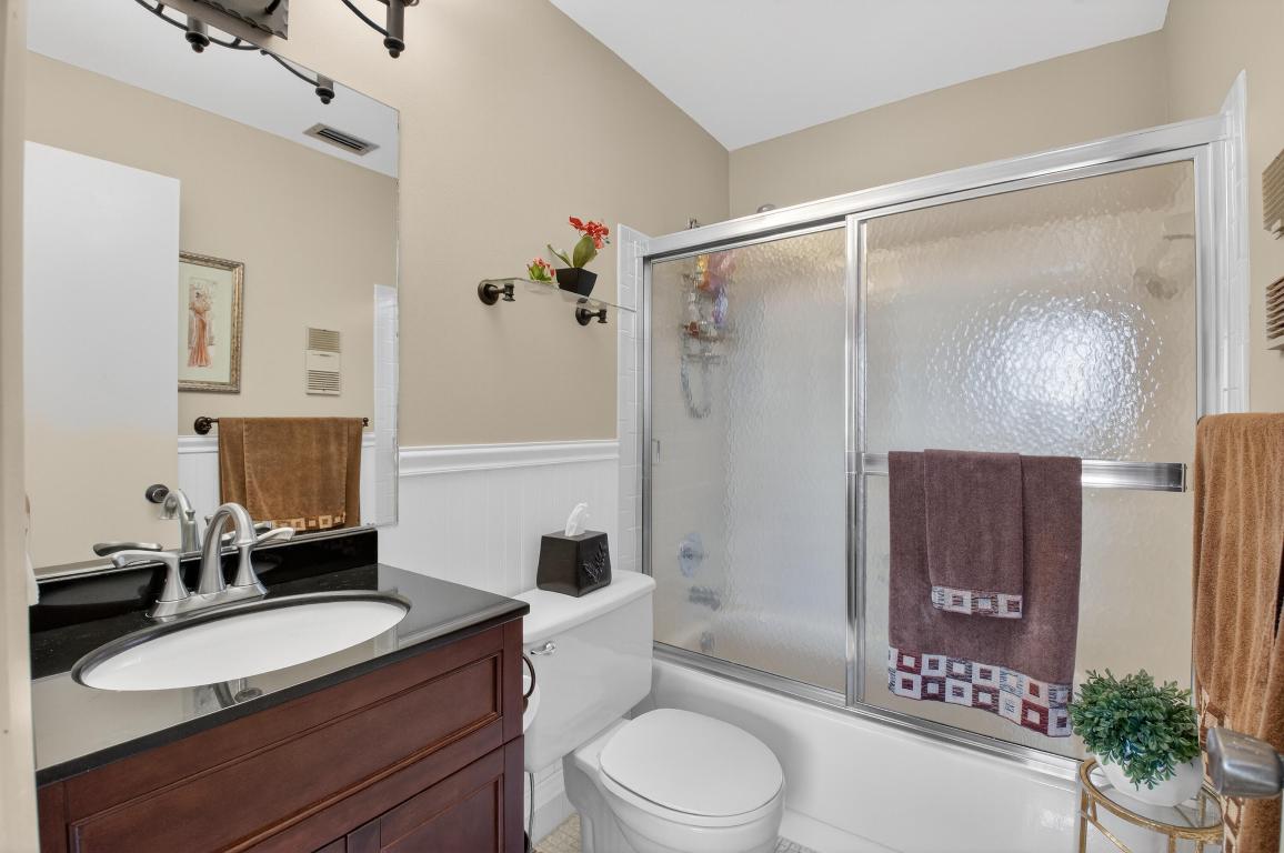 WHISPER WALK/GREENLEAF - Residential