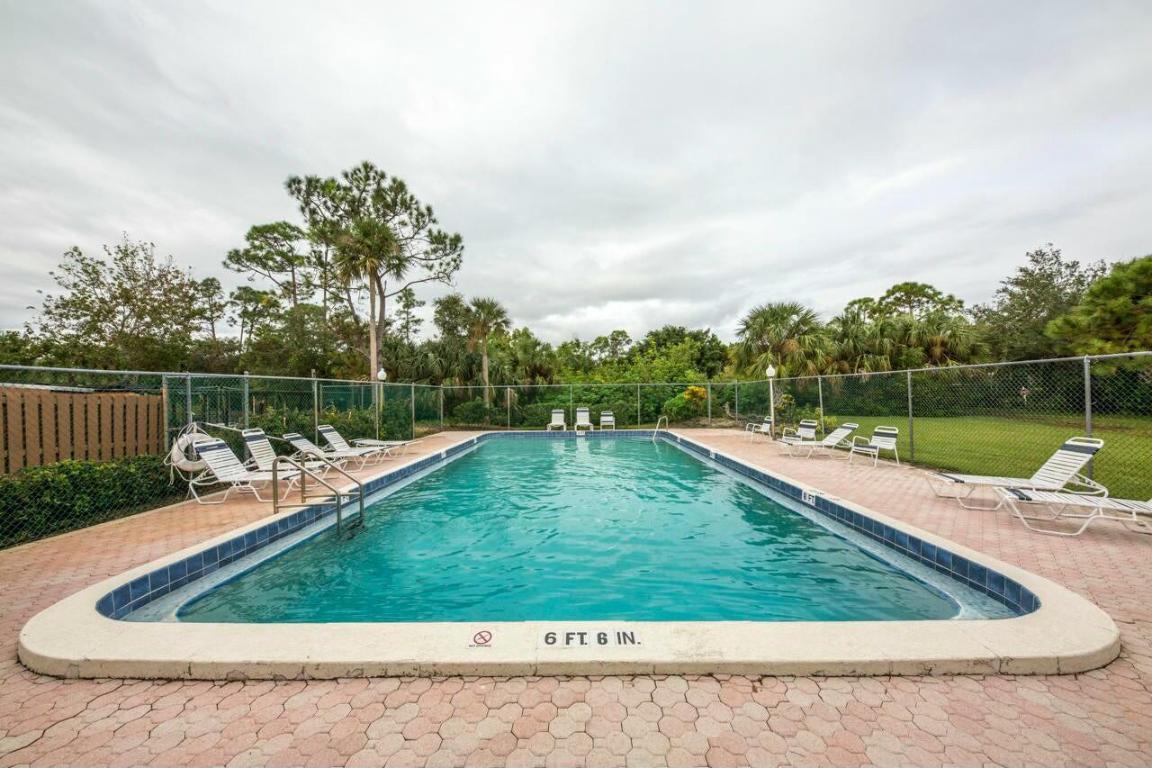 RIVER PINES - Residential