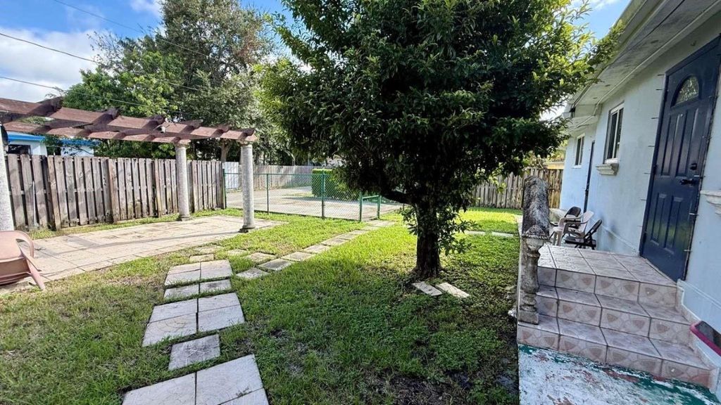 Photo of 1935 Fletcher Street #B, Hollywood, FL 33020 (MLS # F10546254)