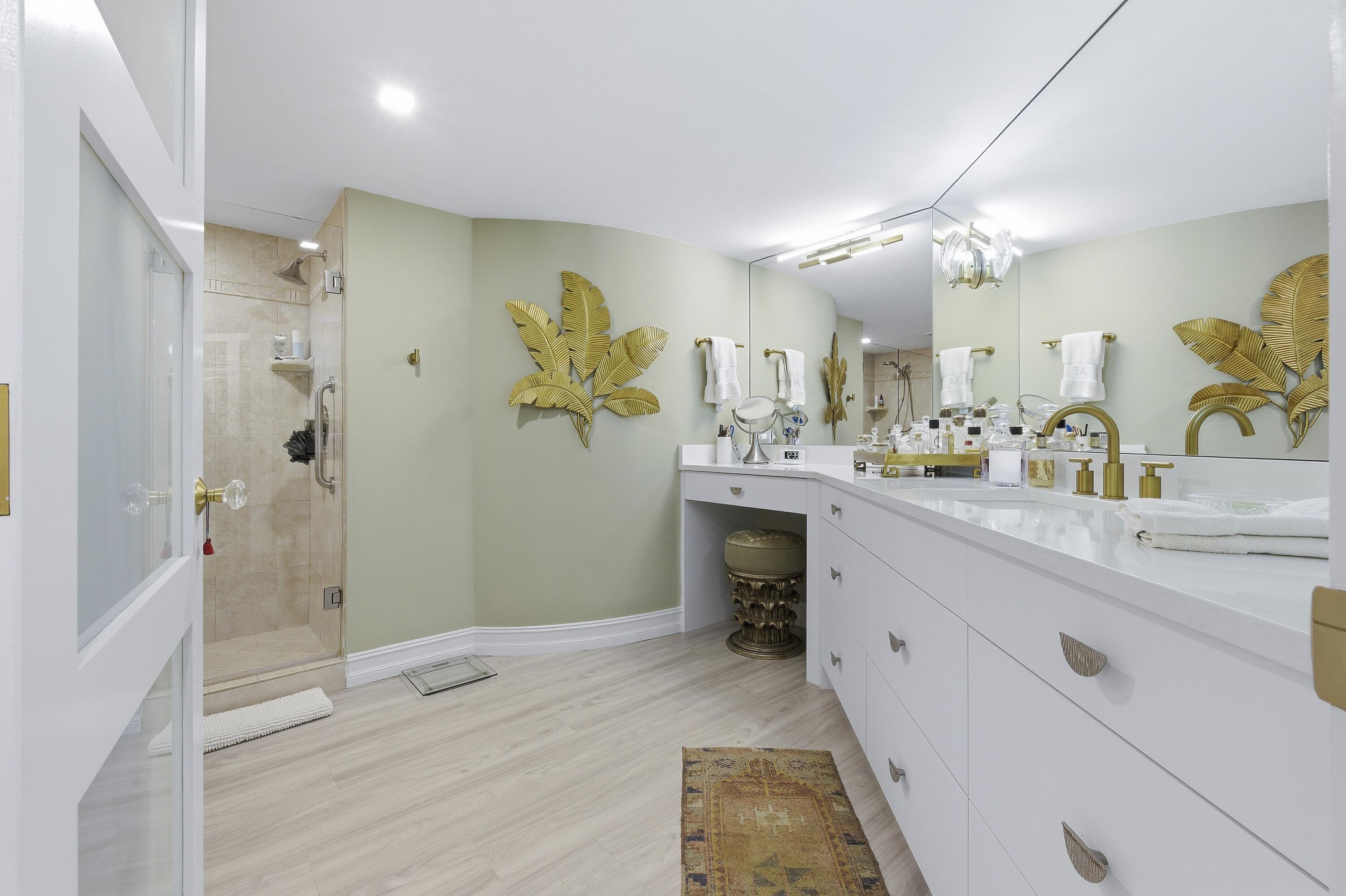 SUTTON PLACE CONDO - Residential