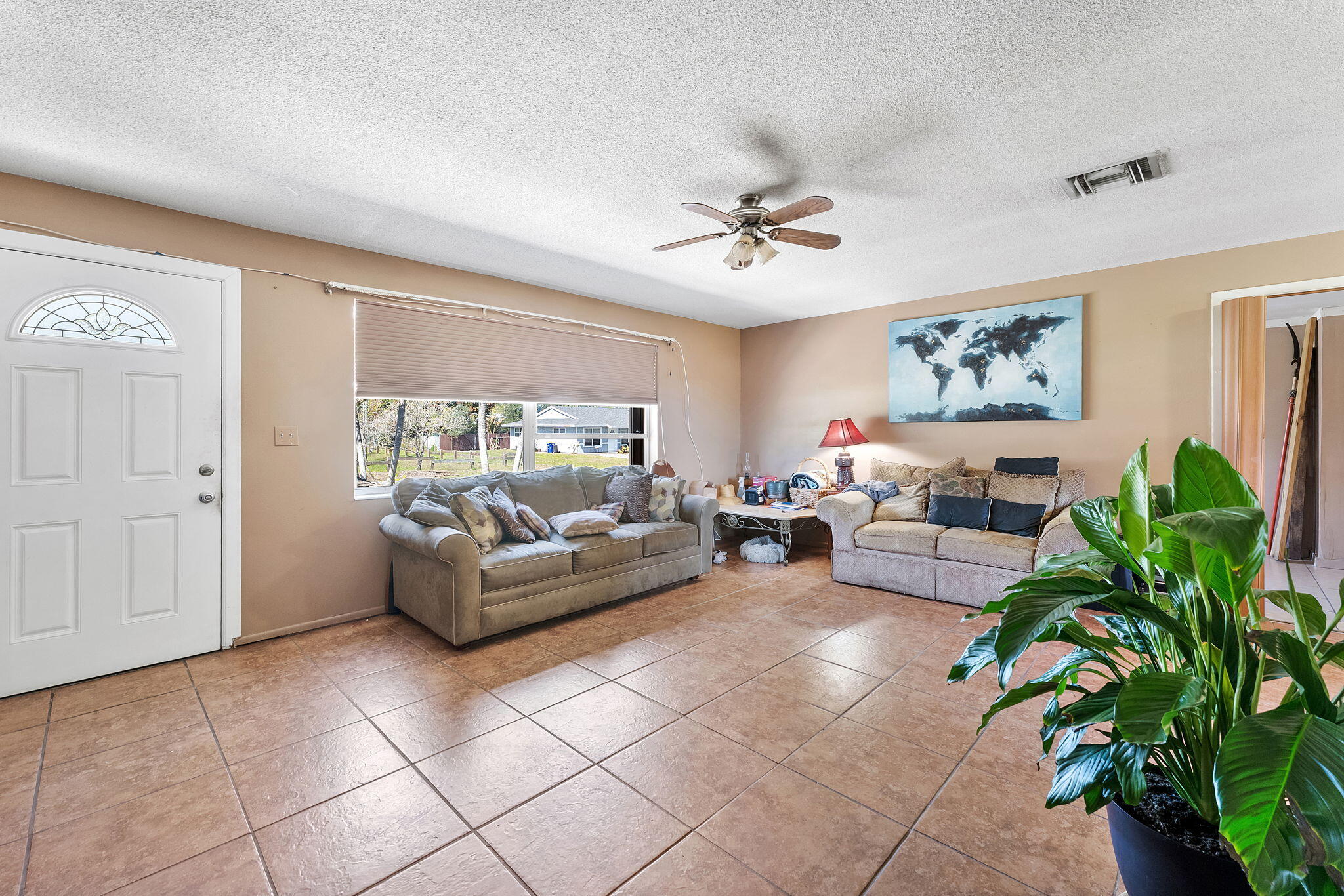 3177 SE Golden Gate Avenue